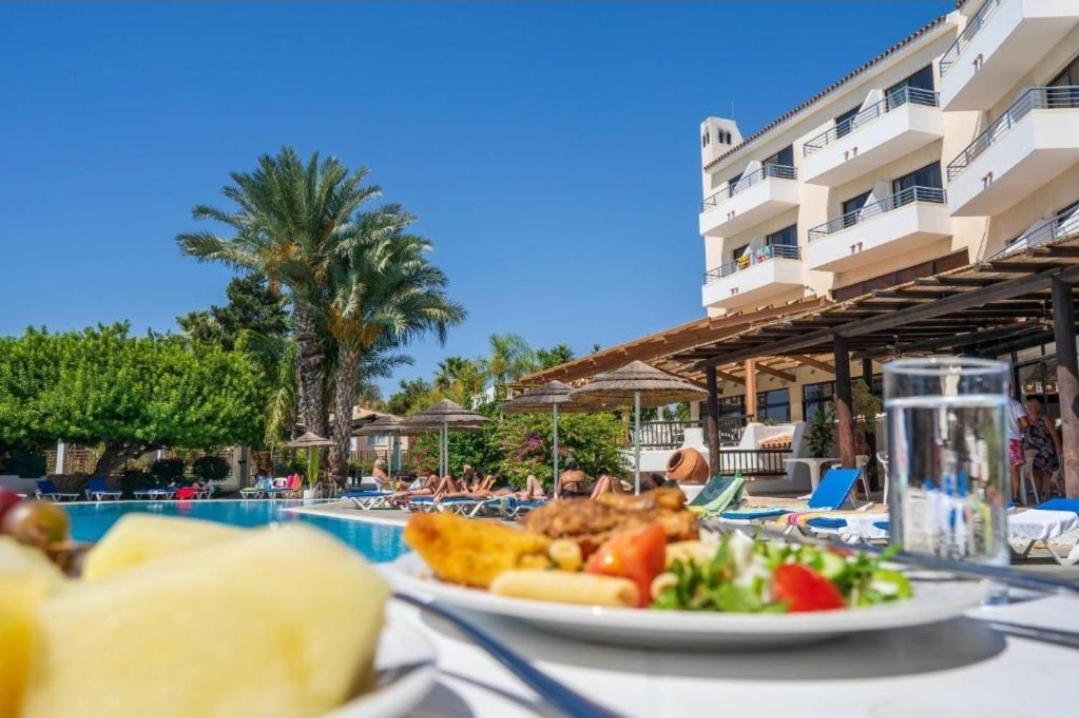 Nice Holiday Apartment Paphos Kültér fotó